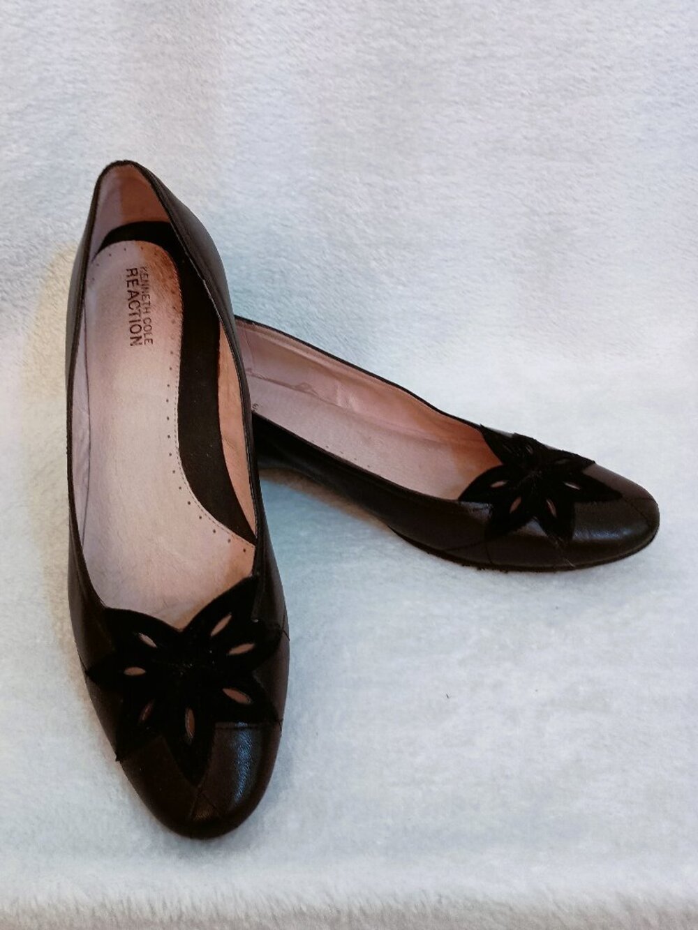 Kenneth Cole Reaction Star Baro Slip-On Hidden Heel Flats 10M Black w/ Suede